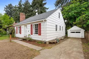 10059 NE Beech St, Portland, OR 97220 - Photo 2
