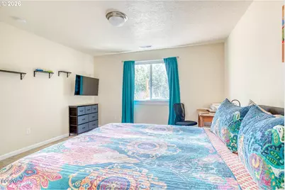 11995 NW Thompson St, Seal Rock, OR 97376 - Photo 24