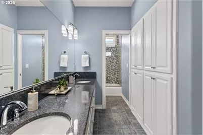 3684 NW Loriann Dr, Portland, OR 97229 - Photo 34