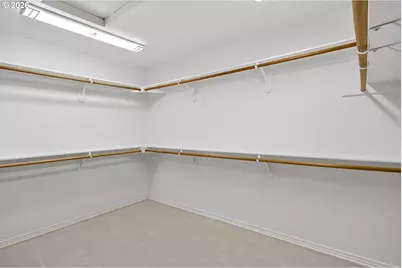 3684 NW Loriann Dr, Portland, OR 97229 - Photo 30