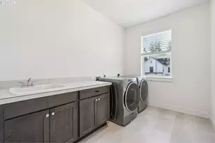 2751 Dahlia Dr, West Linn, OR 97068 - Photo 30