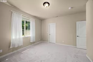 102 NE 64th Terrace, Hillsboro, OR 97124 - Photo 20