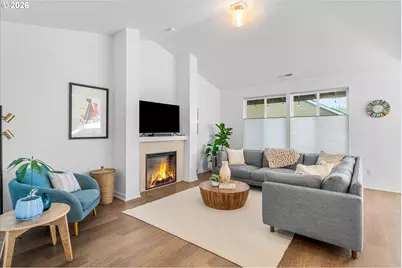 422 NE Greenway Dr, Estacada, OR 97023 - Photo 4