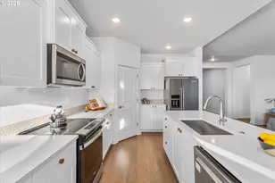 422 NE Greenway Dr, Estacada, OR 97023 - Photo 12