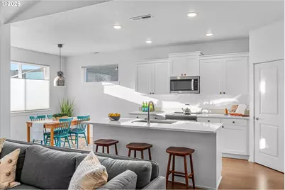 422 NE Greenway Dr, Estacada, OR 97023 - Photo 6