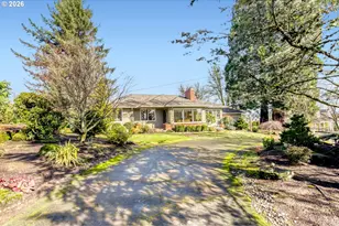 12525 SE Ridgecrest Rd, Happy Valley, OR 97086 - Photo 2