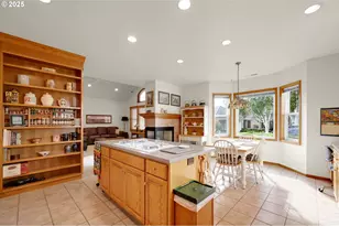 3328 Lakemont Dr, Eugene, OR 97408 - Photo 24