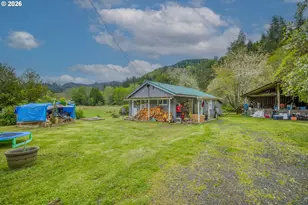 61565 Fairview Rd, Coquille, OR 97423 - Photo 12