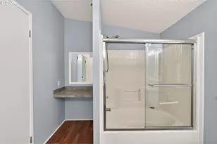 1282 E 3rd St, Lafayette, OR 97127 - Photo 24