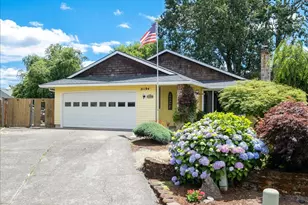 21194 SW Pamela Ct, Beaverton, OR 97003 - Photo 2