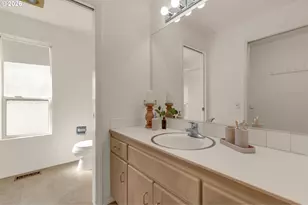 15139 NE Summerplace Dr, Portland, OR 97230 - Photo 24
