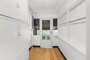 108 SE Franklin St, Camas, WA 98607 - Photo 22