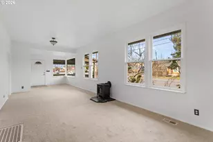 108 SE Franklin St, Camas, WA 98607 - Photo 6