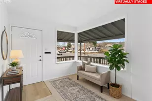 108 SE Franklin St, Camas, WA 98607 - Photo 2