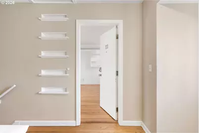 255 NE 61 Ave #12, Portland, OR 97213 - Photo 4