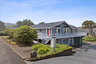 3335 Chinook Ave, Depoe Bay, OR 97341 - Photo 1