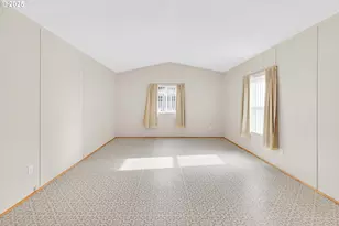 17655 Bluff Rd, Sandy, OR 97055 - Photo 14