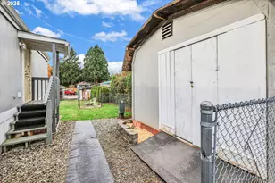 17655 Bluff Rd, Sandy, OR 97055 - Photo 34