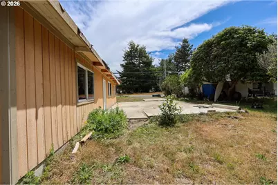 91595 Cape Arago Hwy, Coos Bay, OR 97420 - Photo 10