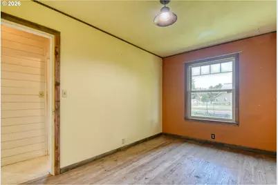 644 6th St, Athena, OR 97813 - Photo 20