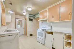 644 6th St, Athena, OR 97813 - Photo 12