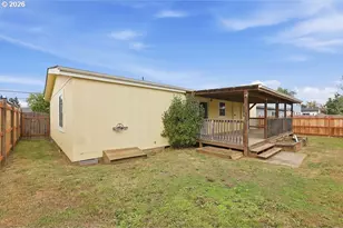 1055 W Oregon Ave, Creswell, OR 97426 - Photo 30