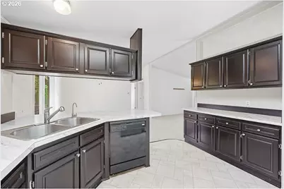 1055 W Oregon Ave, Creswell, OR 97426 - Photo 10
