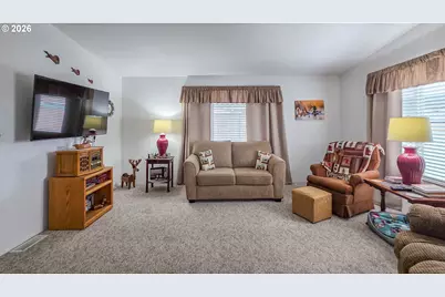 1000 E Central Ave #51, Sutherlin, OR 97479 - Photo 14