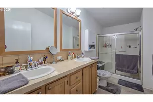 1000 E Central Ave, Sutherlin, OR 97479 - Photo 18