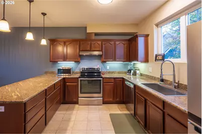 5527 NE 13th Ave, Portland, OR 97211 - Photo 4