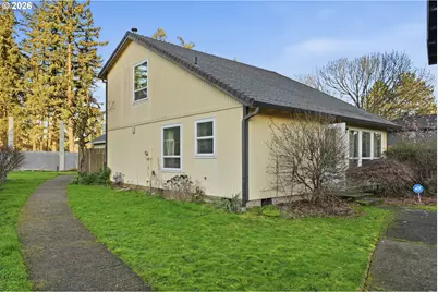 16641 SE Naegeli Dr, Portland, OR 97236 - Photo 2