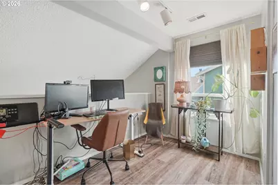 16641 SE Naegeli Dr, Portland, OR 97236 - Photo 20