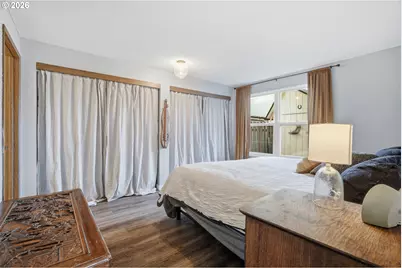 16641 SE Naegeli Dr, Portland, OR 97236 - Photo 14