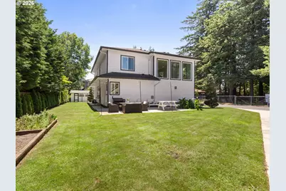 483 SW Cherry Park Rd, Troutdale, OR 97060 - Photo 4