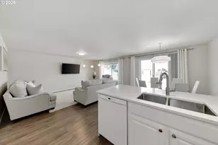 7904 NE 62nd Cir, Vancouver, WA 98662 - Photo 8
