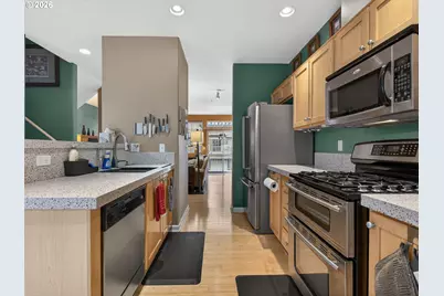 10813 SW Canterbury Ln #104, Tigard, OR 97224 - Photo 16