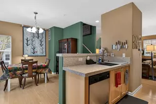 10813 SW Canterbury Ln, Tigard, OR 97224 - Photo 18