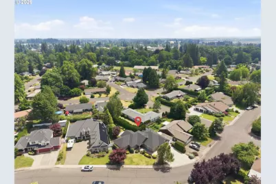 230 McLaughlin Dr, Woodburn, OR 97071 - Photo 42
