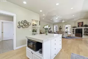230 McLaughlin Dr, Woodburn, OR 97071 - Photo 18