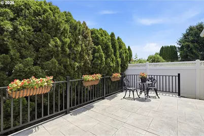 230 McLaughlin Dr, Woodburn, OR 97071 - Photo 34