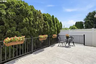 230 McLaughlin Dr, Woodburn, OR 97071 - Photo 34