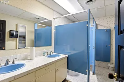 649 Fir St, Drain, OR 97435 - Photo 34