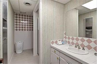 649 Fir St, Drain, OR 97435 - Photo 44