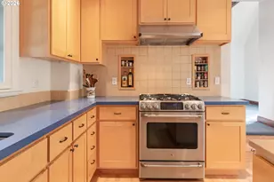 1669 Fairmount Blvd, Eugene, OR 97403 - Photo 12