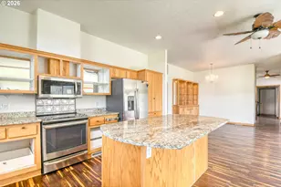 225 Hale St, Adams, OR 97810 - Photo 14