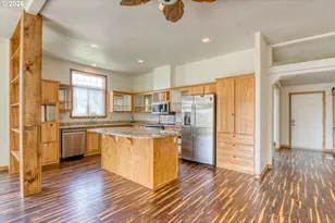 225 Hale St, Adams, OR 97810 - Photo 12