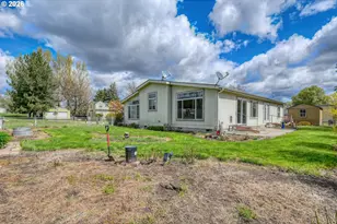 225 Hale St, Adams, OR 97810 - Photo 46