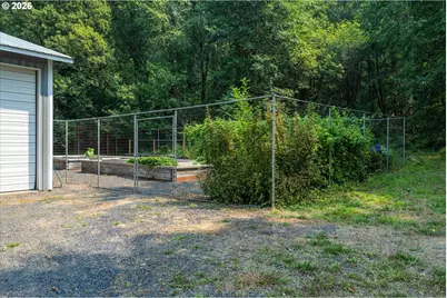 558 Spruce Creek Rd, Longview, WA 98632 - Photo 36