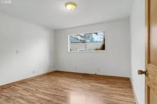 508 S 2nd St, Silverton, OR 97381 - Photo 14