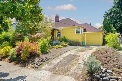 5304 SE Center St, Portland, OR 97206 - Photo 1